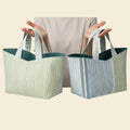 Handgemachte Tote Bags aus Wien aus gestreiftem Kissenbezug in Blau und Grün – limitierte Upcycling Tasche


