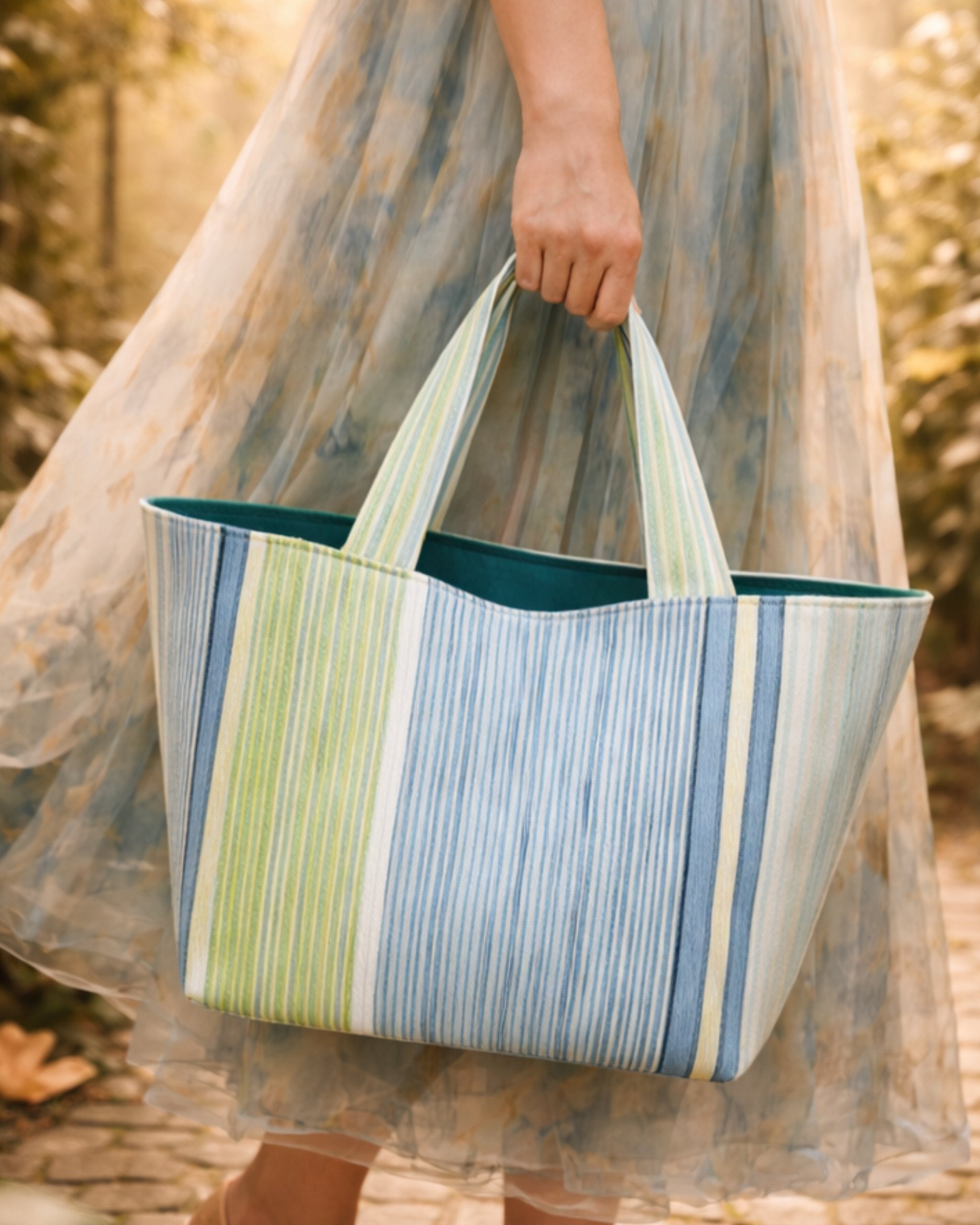 Heritage Tote – Soft Blue Streifen · Soft Mornings Club